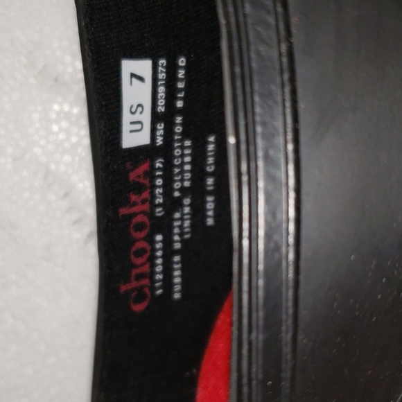 Chooka rubber black slip on clogs sizes 5 and 7 - Picture 5 of 7